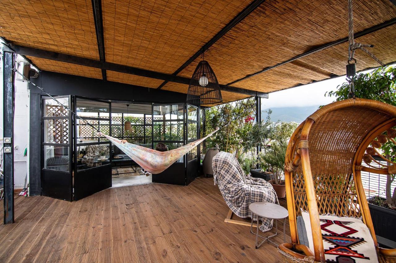 Unique Solar Penthouse With Jacuzzi And Sauna In Central Atenas Exterior foto